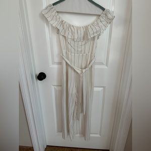 ASTR beige romper Size S